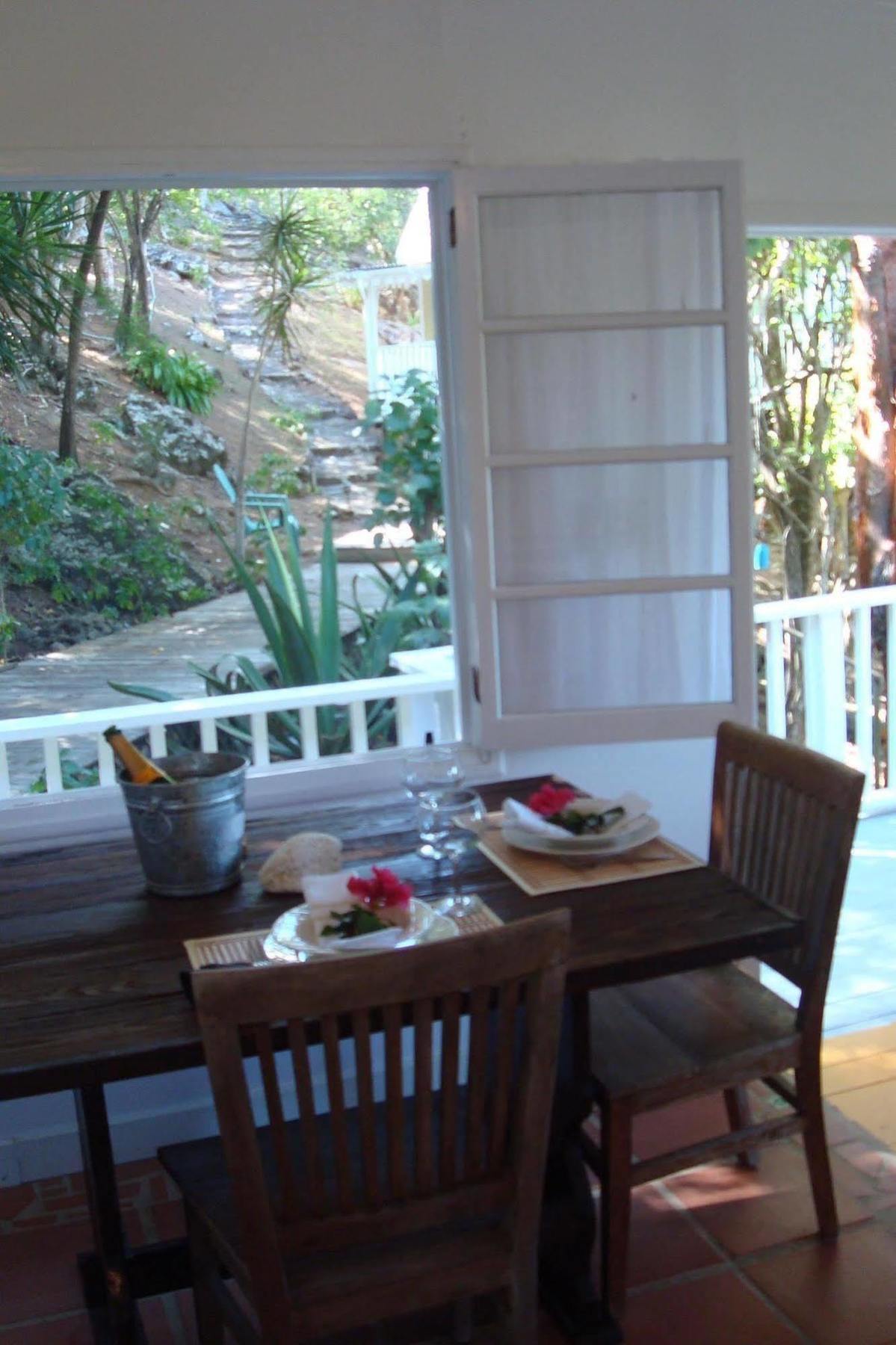 Galley Bay Cottages Five Islands Village Exterior photo